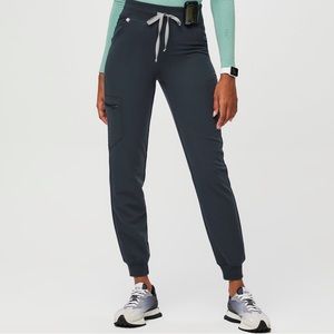 FIGS dark harbor zamora high waisted 2.0 petite jogger scrub pant